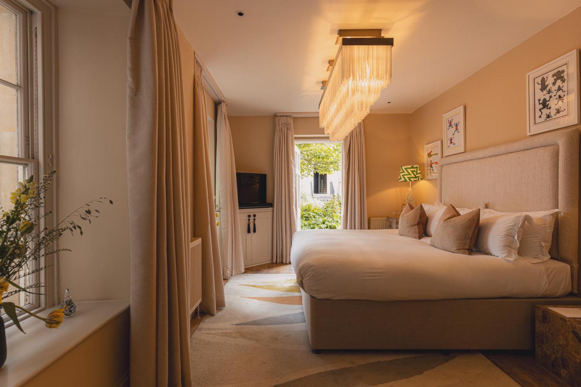 No 15 By Guesthouse, Bath Luaran gambar A room at The Ivy Collection