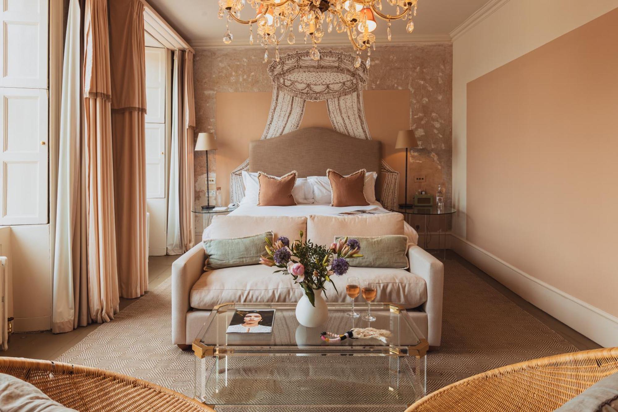 No 15 By Guesthouse, Bath Luaran gambar A bedroom at the hotel