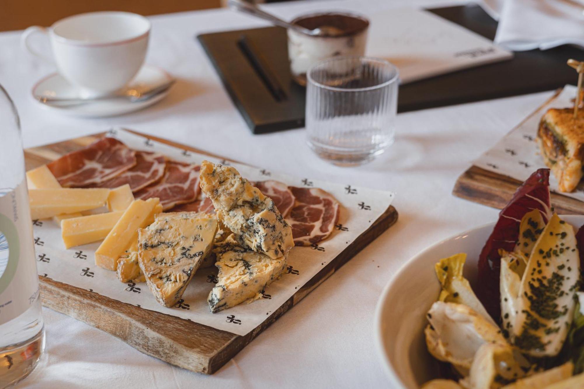 No 15 By Guesthouse, Bath Luaran gambar Blue cheese with prosciutto