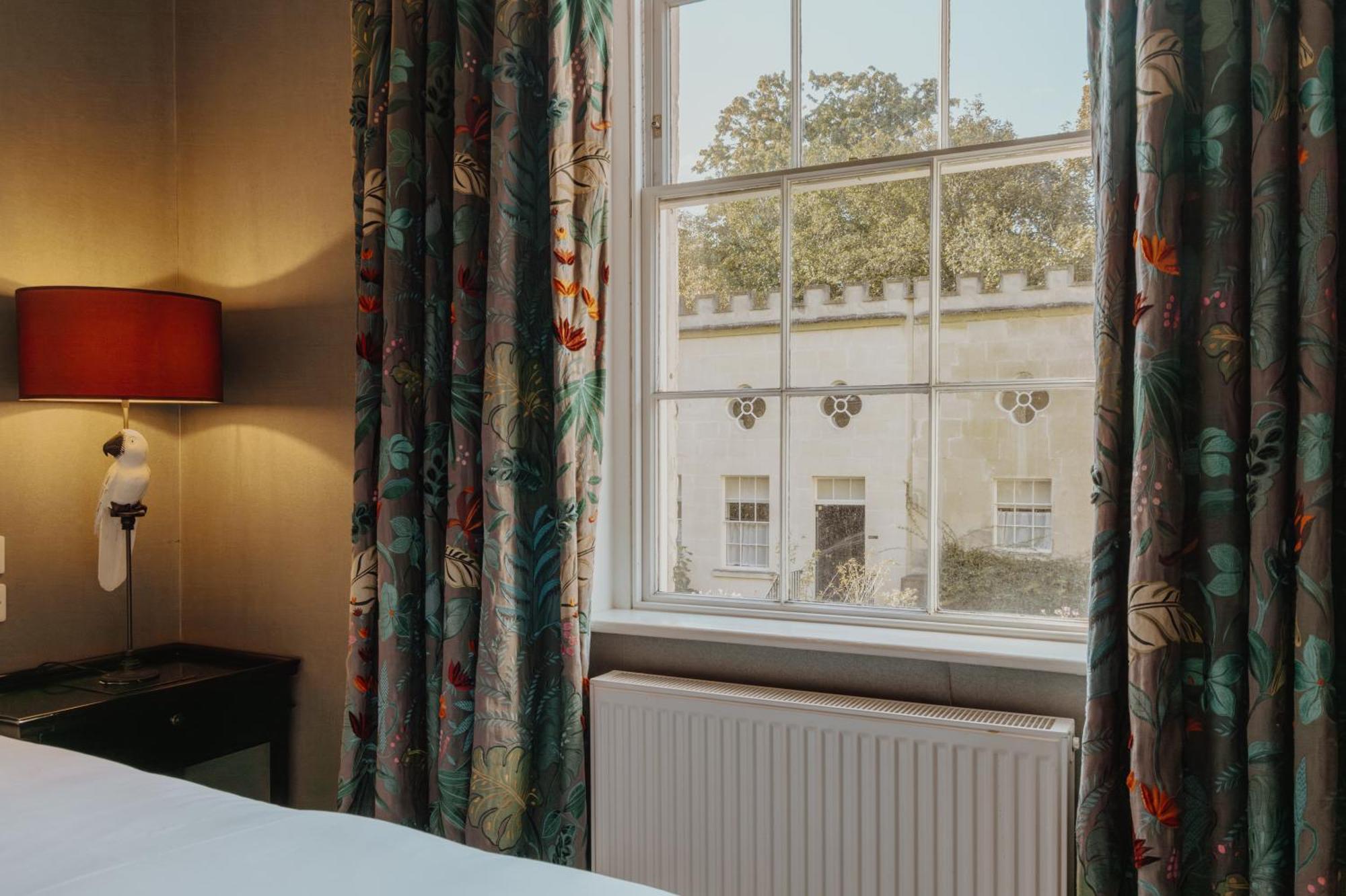 No 15 By Guesthouse, Bath Luaran gambar A room at the hotel