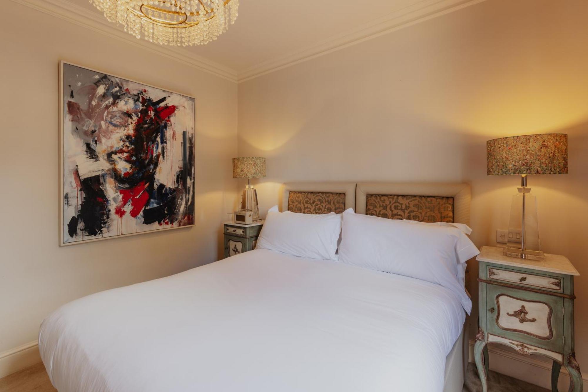 No 15 By Guesthouse, Bath Luaran gambar A bedroom at the hotel